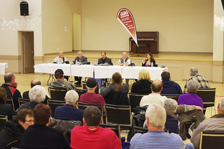 16458traildailytimestdtfruitvaleforum11-06-14