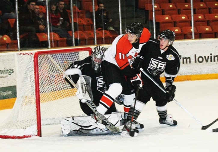19375traildailytimesSmokiesvs.Silverbacks11-27-12