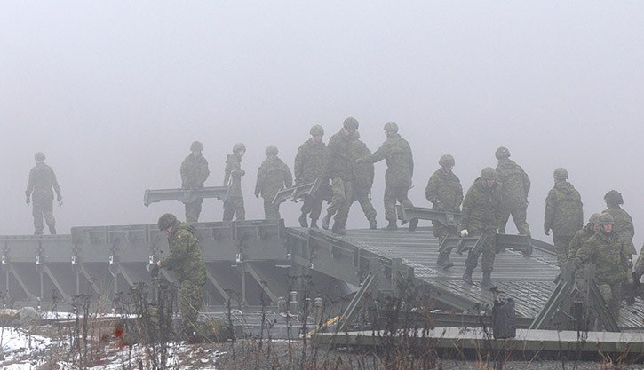 Bridge building in Chilliwack prepares military for natural disasters