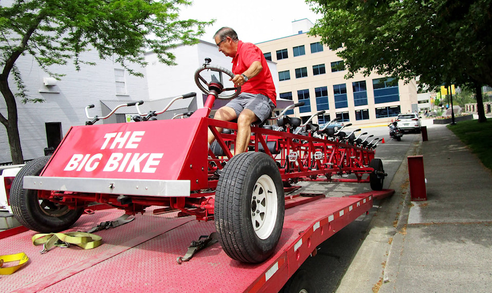 web1_170607-TDT-big-red-bike