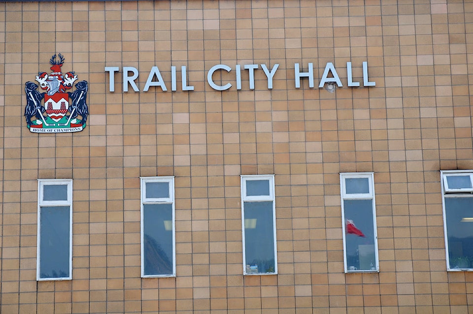 14391012_web1_copy_trailcityhall