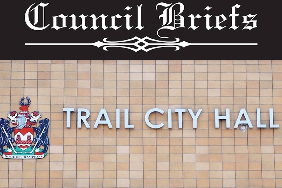 15141946_web1_TrailCityHall