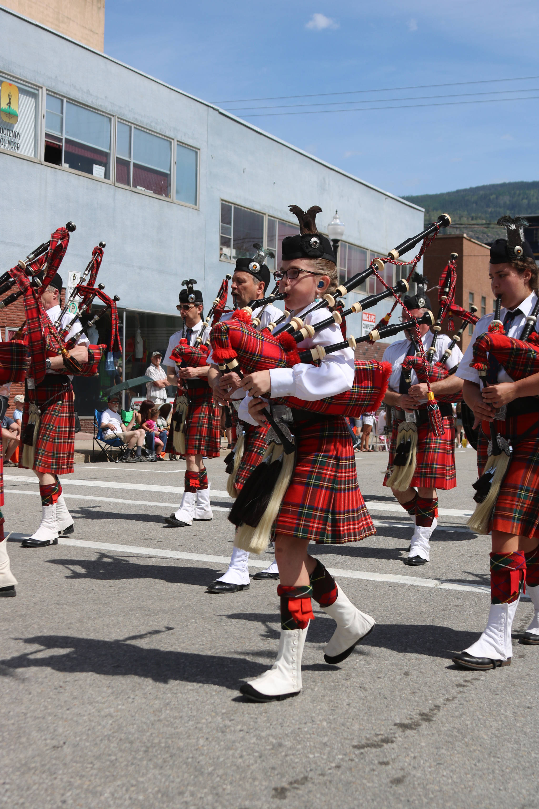 16798595_web1_190511-TDT-SCD-pipe-band