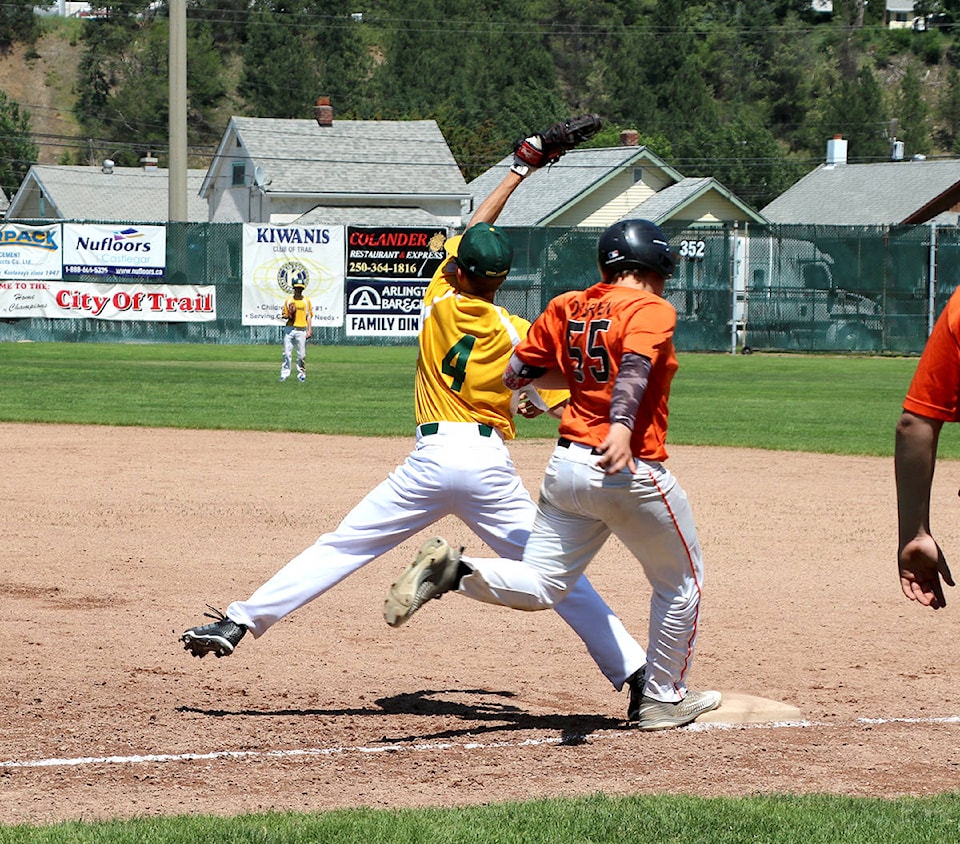 17114317_web1_190604-TDT-Orioles-out