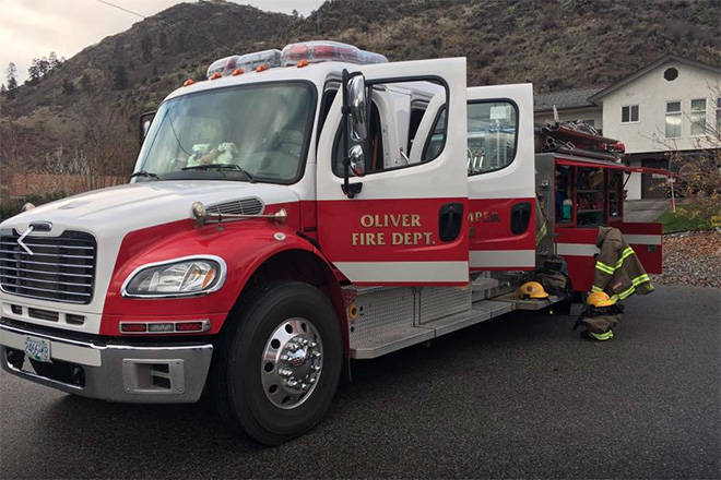 Highway 97 closed in Oliver after serious crash