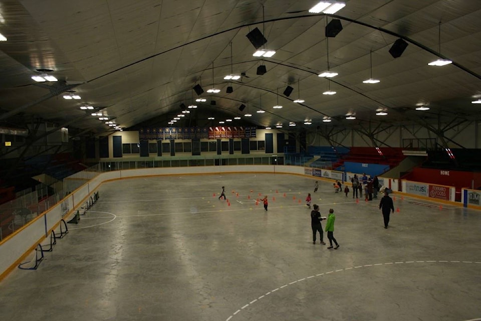 19054935_web1_180430-CAN-M-rossland-arena-summer