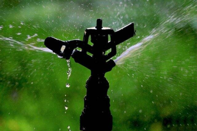 29533849_web1_220623-TDT-Sprinklers-water_1
