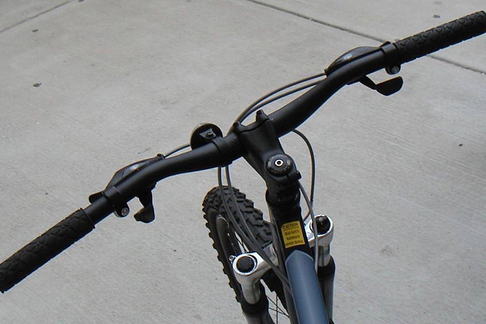 11252740_web1_180331-BPD-M-Bike_handlebar