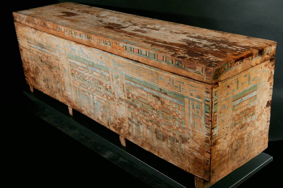 11561830_web1_MMA-sarcophagusEgypt