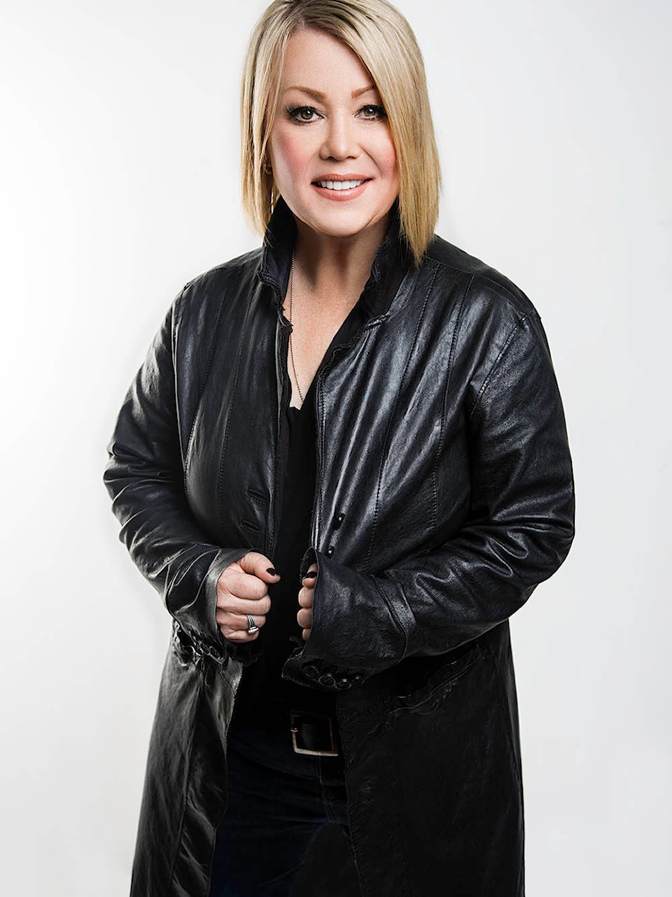 14408799_web1_MMA-JannArden1