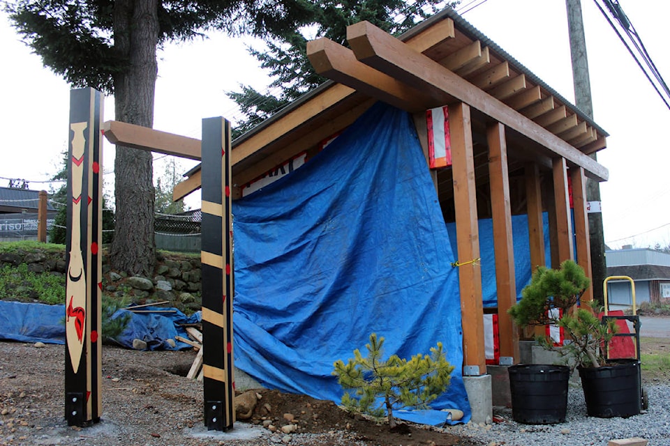 14689912_web1_181130-NBU-Lantzville-Road-Bus-Shelter-Pescod-Nanaimo-News-Bulletin