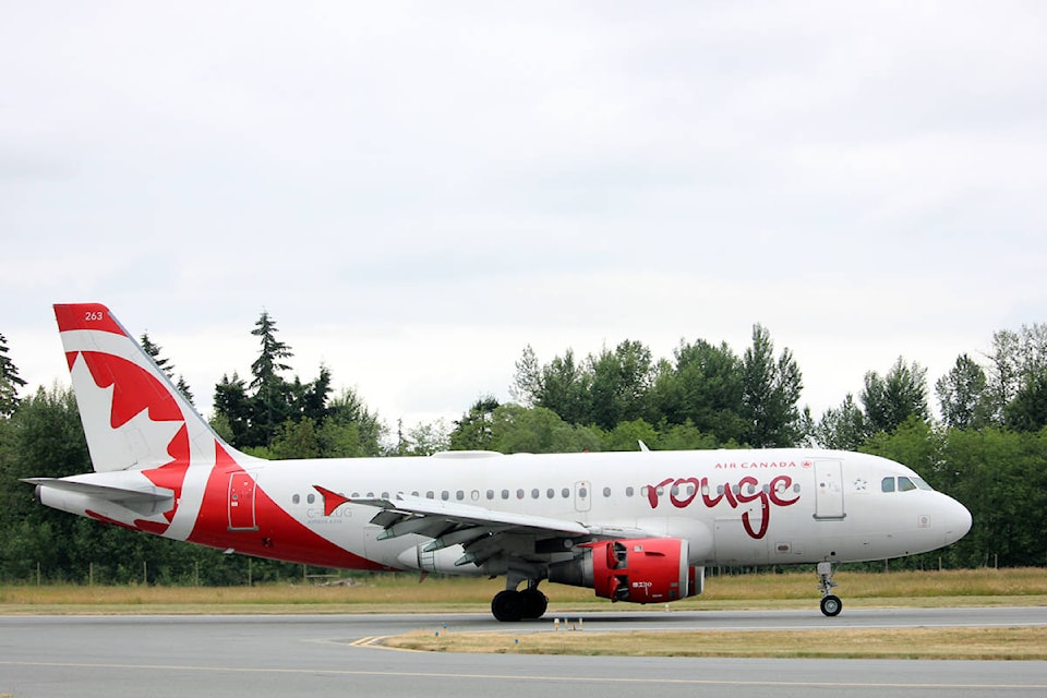 20649533_web1_180626-NBU-Air-Canada-Rouge-Toronto-Nanaimo-Launch-Pescod-Nicholas-1