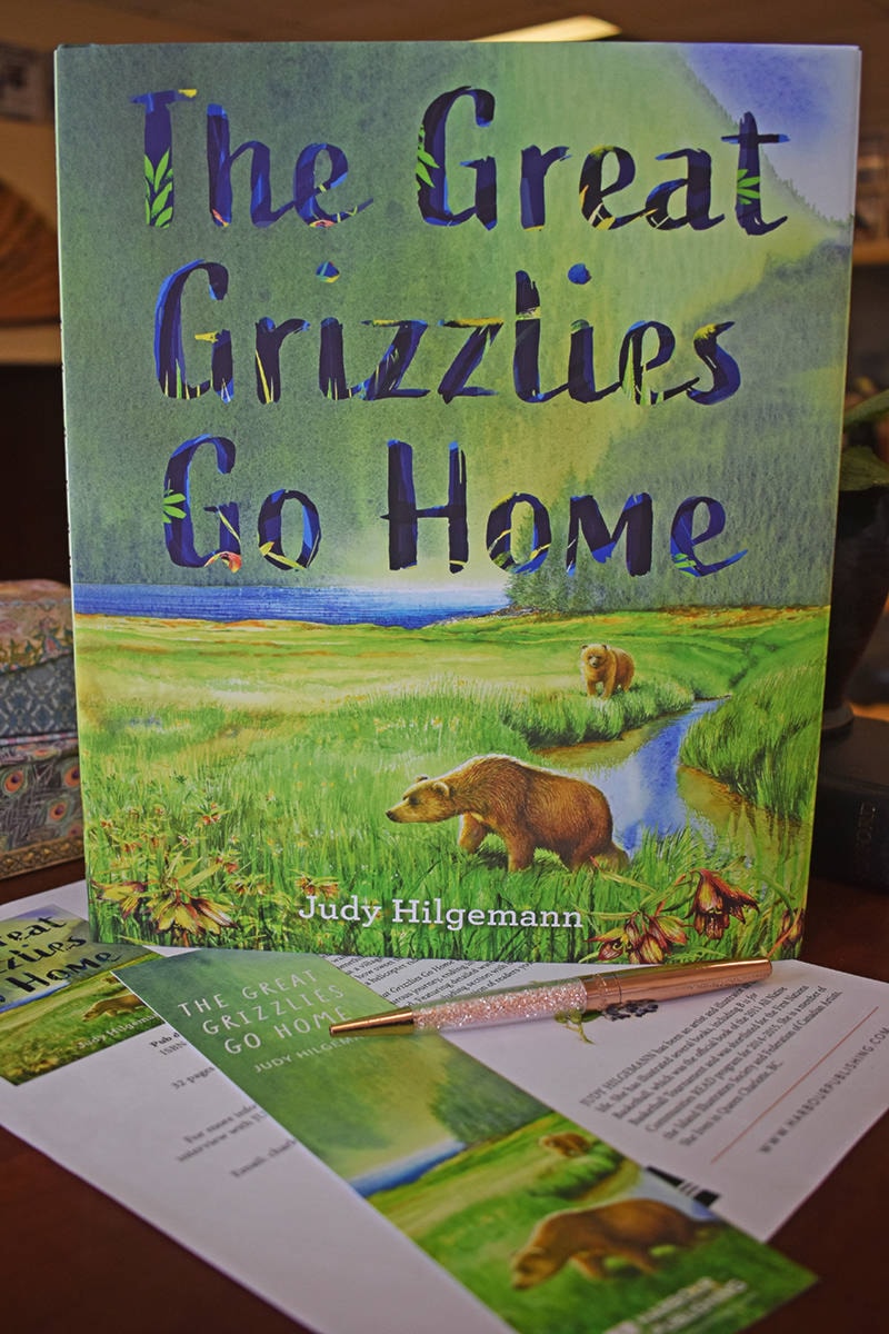 21467444_web1_200402-PRU-Grizzlies-Go-Home-Judy-Hilgemann_3