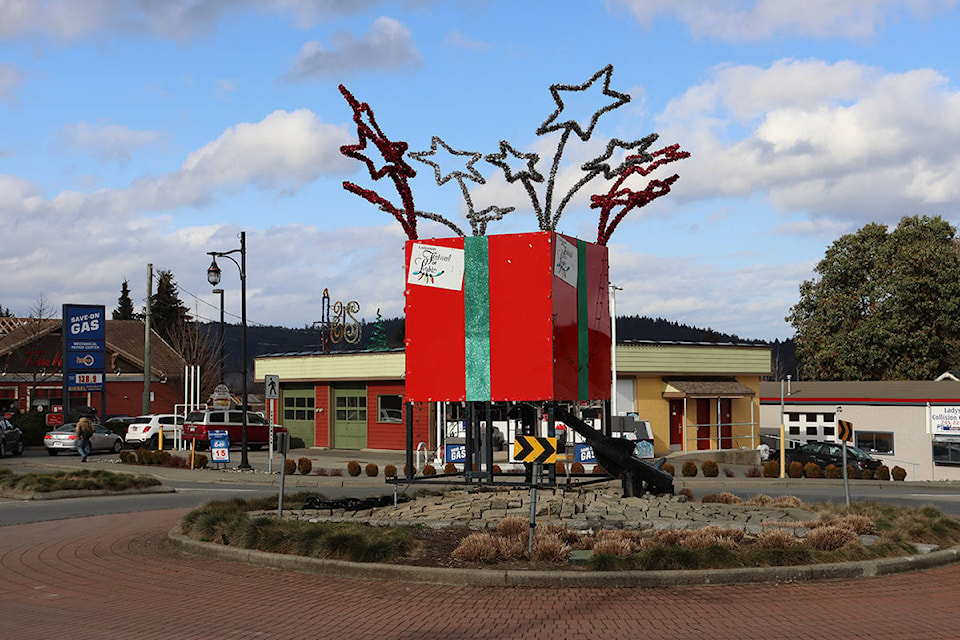 Ladysmith’s famous Festival of Lights decorations are still up as of March 1, 2021. (Cole Schisler photo)