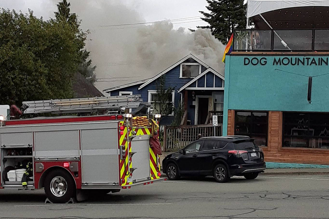 House burns on Third Avenue in Port Alberni Vancouver Island Free Daily