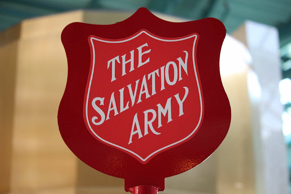 26600688_web1_191119-VNE-Salvation-Army-Campaign_6