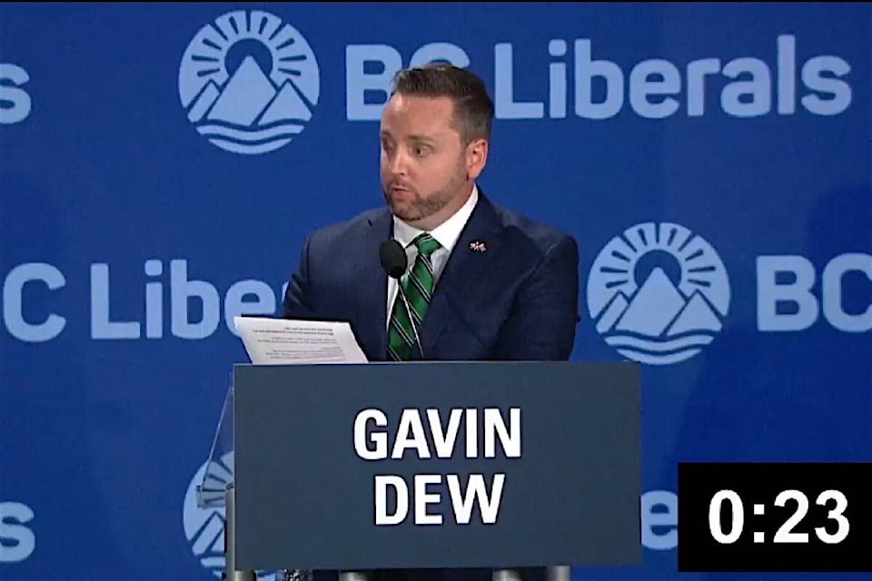 26652768_web1_20210928-BPD-Gavin-Dew-debate