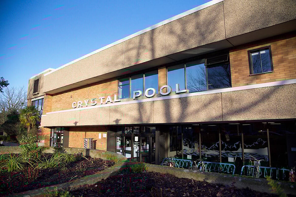 26925077_web1_200206-VNE-CrystalPool-Again-1_2
