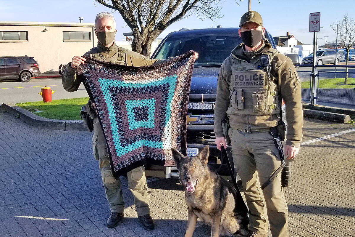 Vancouver Island woman crochets police dogs blankets for Christmas