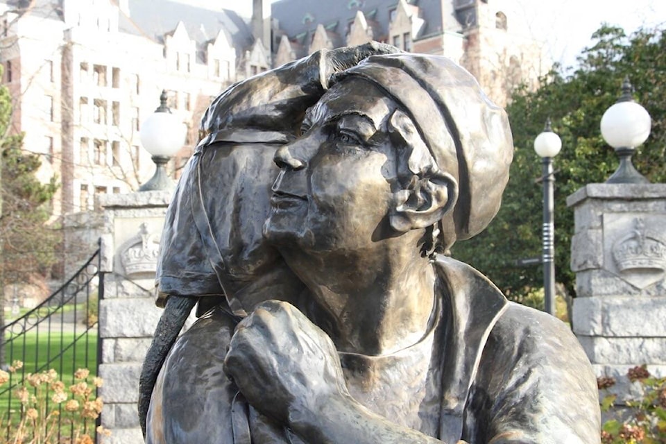 A statue of famed Victoria artist Emily Carr, and her pet monkey, adorns the corner of Belleville and Government streets. (Christine van Reeuwyk/News Staff)