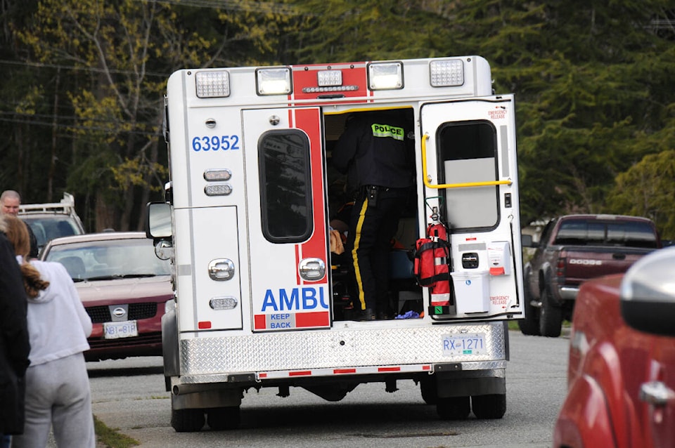 28754406_web1_220413-AVN-Cyclist-struck-14th-Avenue-Alberni_1