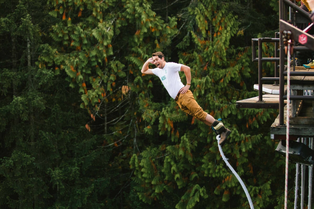 Victoria brain injury fundraiser lets employees drop their boss