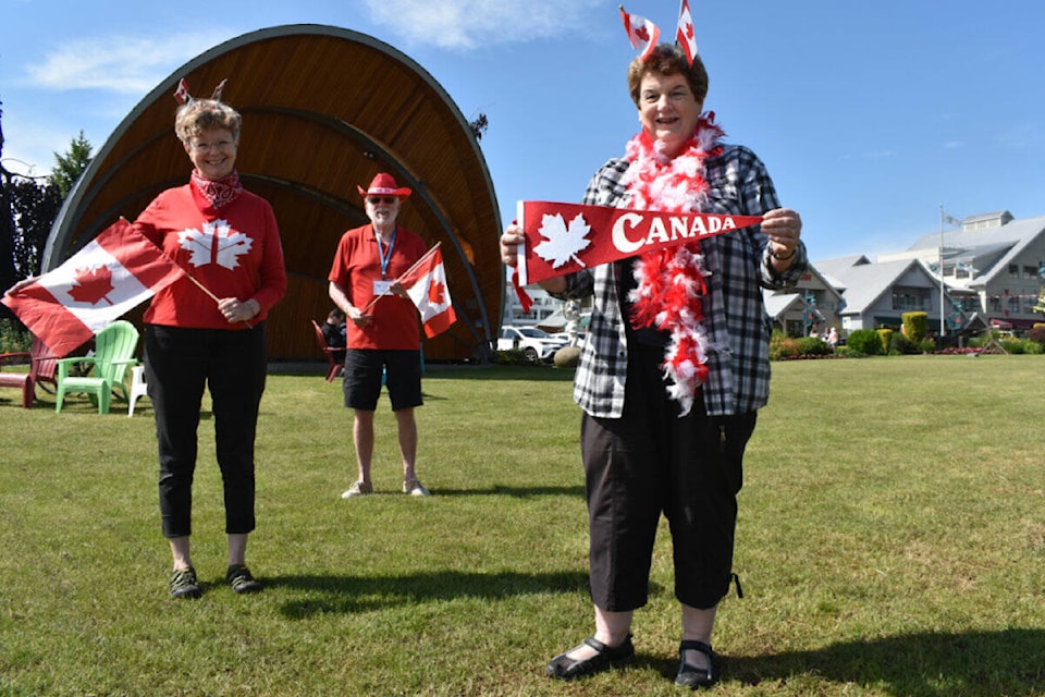 29506460_web1_220620-PNR-CanadaDaySidney-Parade_1