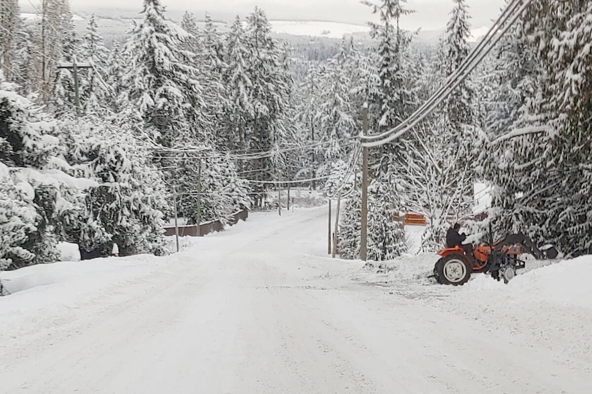 Snow piles up in Nanaimo as winter officially arrives Vancouver