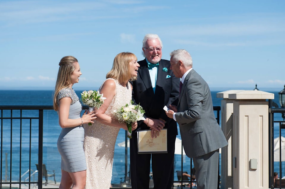34022334_web1_230926-PNR-KennyPodmoreMarriageCommish-sub_2