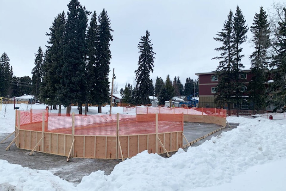 27820811_web1_220120-OEB-OutdoorRink-Vanderhoof-outdoor-rink_1