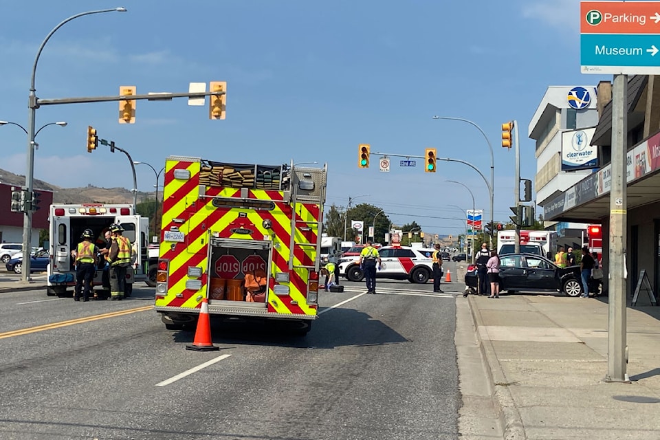 240829-vms-crash-closes-highway