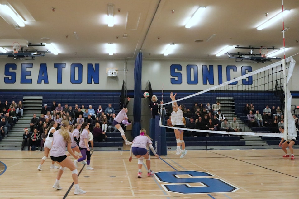 Students at W.L. Seaton Secondary School organized a volleyball game to raise funds for Archway Society for Domestic Peace. The game was played at the Seaton gym on Thursday, Dec. 19, 2024. 