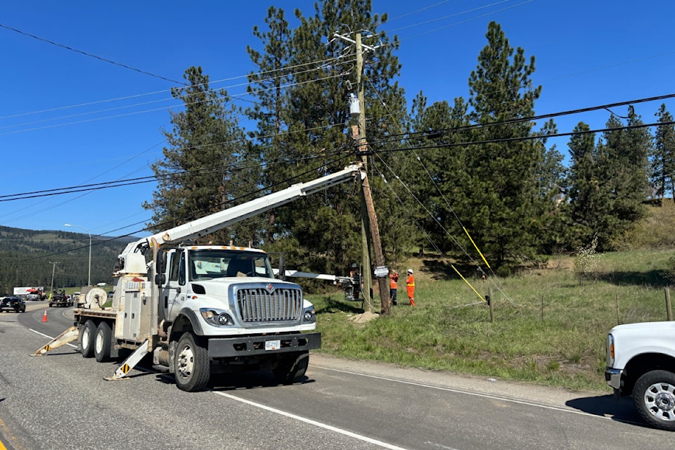BC Hydro crews seen working on fixing a power outage Friday, April 18, 2025, which was caused by a vehicle crash Thursday night. 