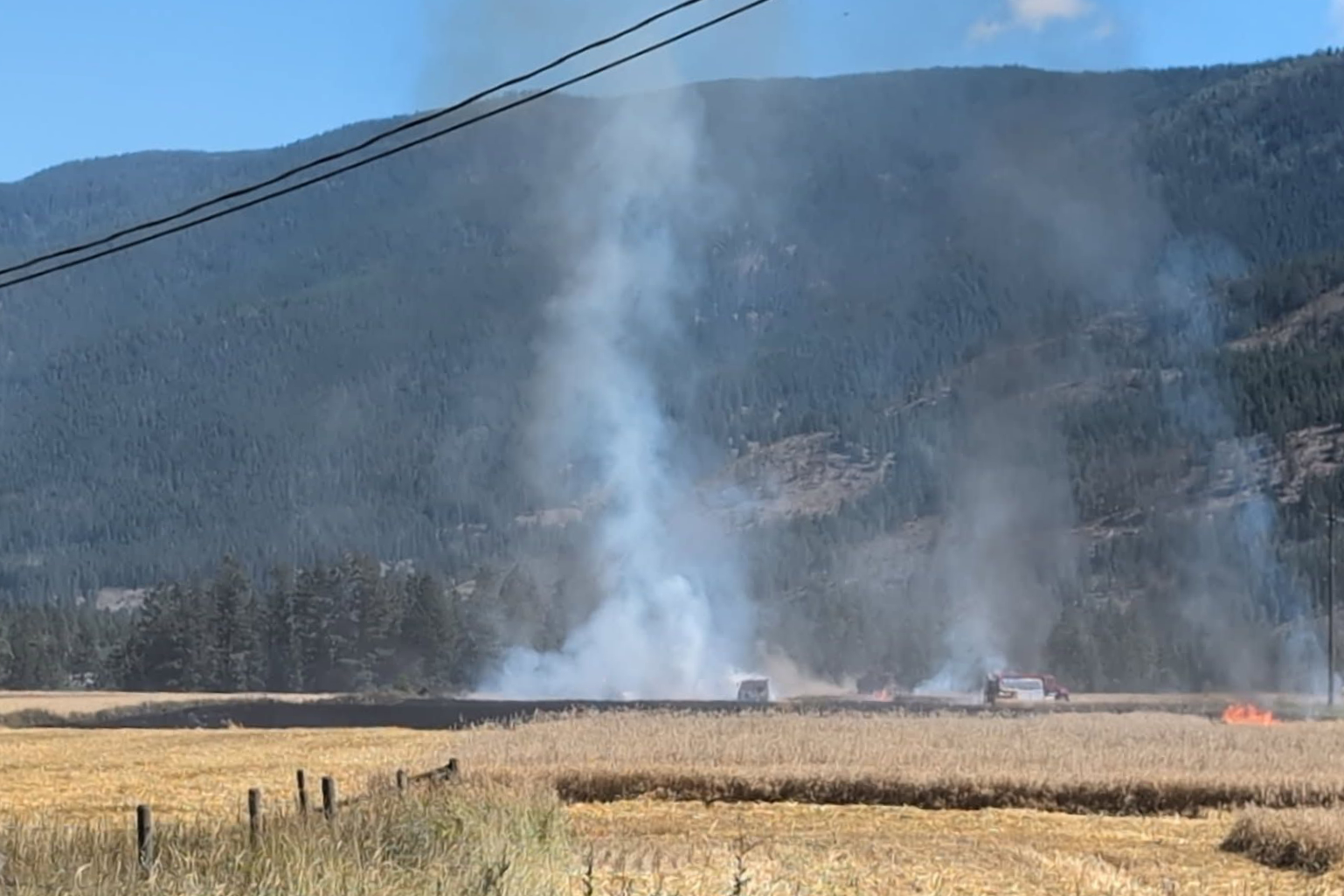 Fire breaks out in grass in Armstrong