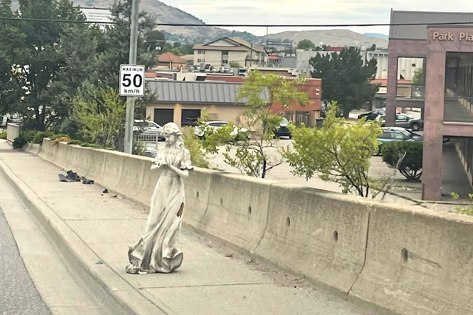 250807-vms-statue