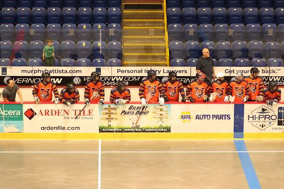 250612-vms-tigers-bench