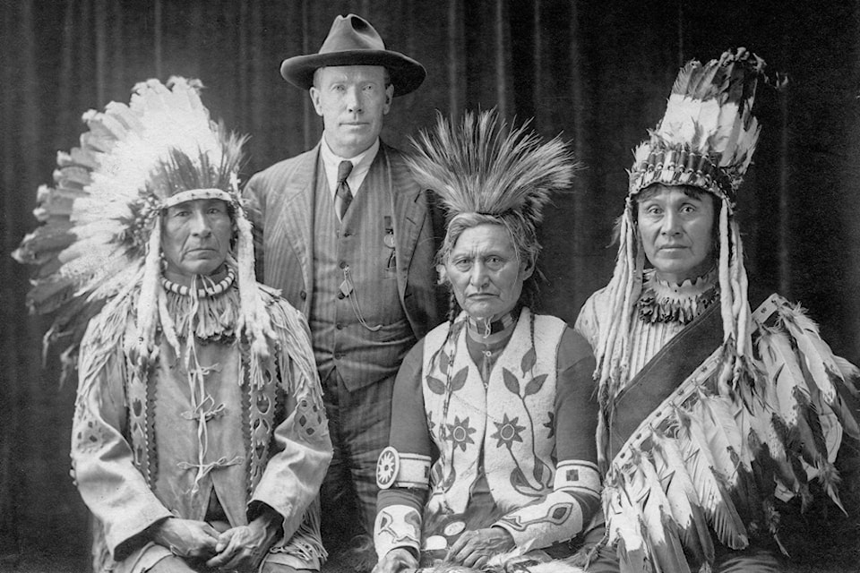 Teit with three Interior chiefs in Ottawa, 1916. Left to right: Chief John Tetlanetza, James Teit, Chief Paul David and Chief Thomas Adolph. Photograph by Frederick Lyonde, Teit family collection, courtesy of Sigurd Teit.
