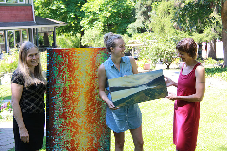 31646vernonSplashofRed