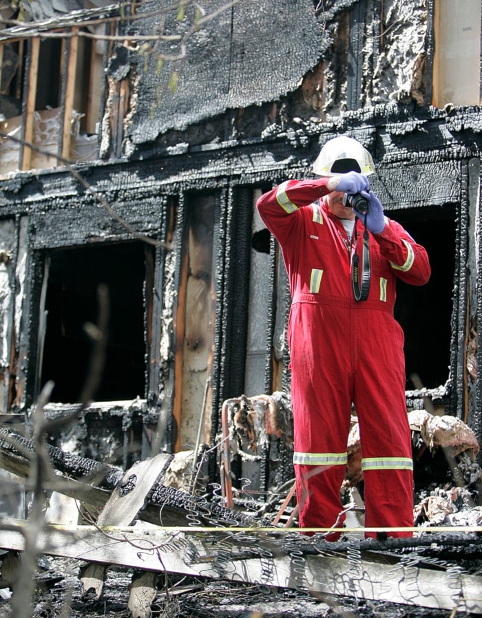 69783vernoncb-apartmentfire1-050311