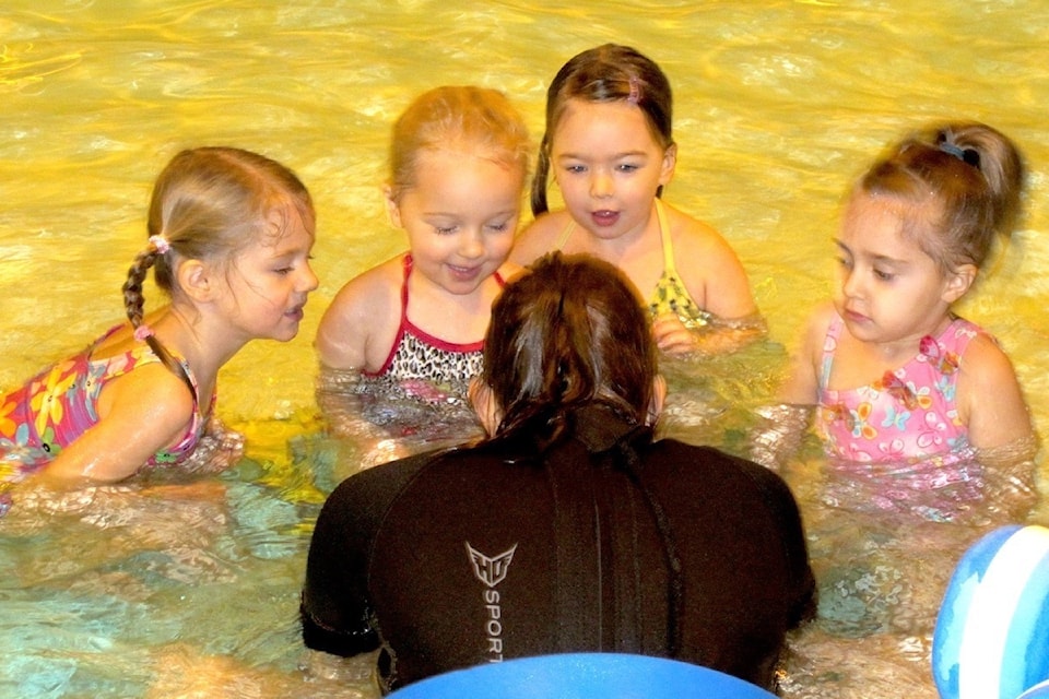 web1_170207-VMS-T-js-swim2-1-14-13