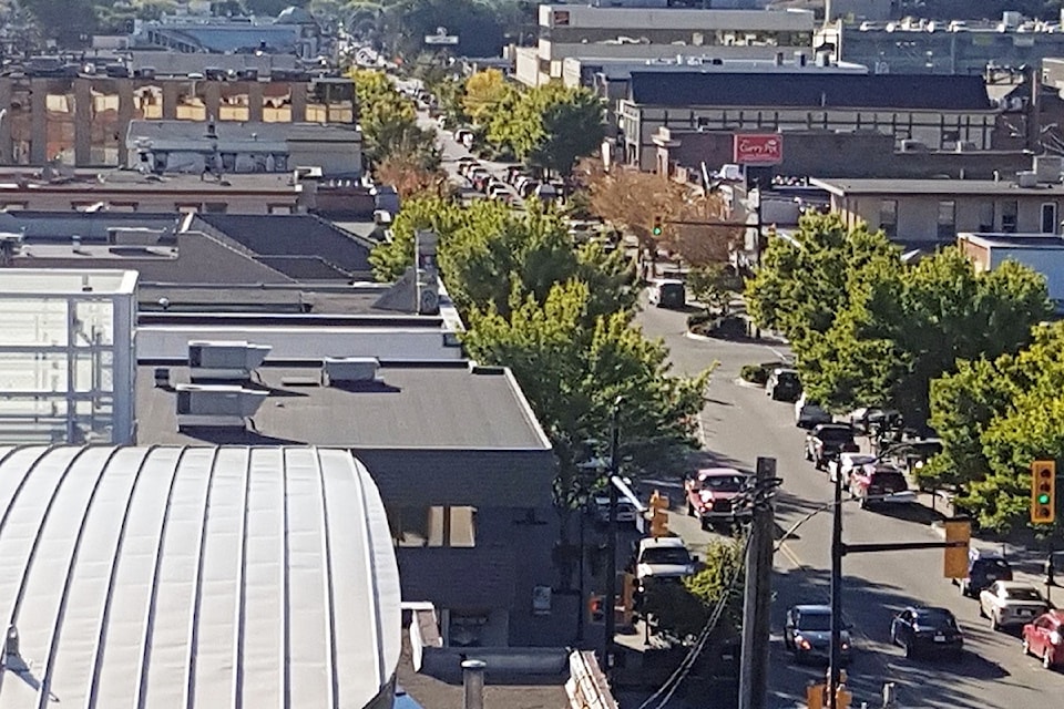 web1_170208-VMS-T-rr-downtown-Vernon-9-14-16