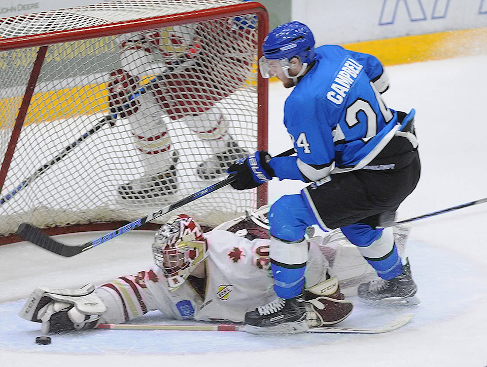 web1_Chiefs_vs_Vees4.0422