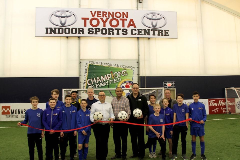 11048123_web1_180318-VMS-Indoor-soccer