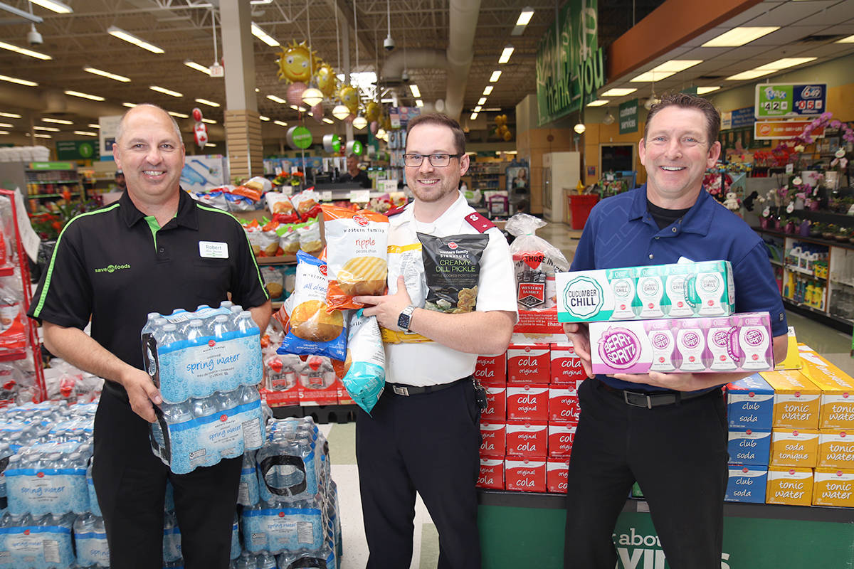 Vernon grocers give back to food bank Vernon Morning Star