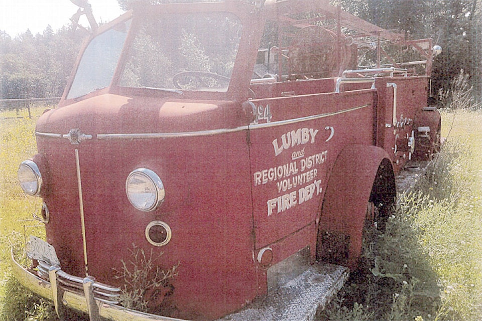 12774021_web1_180720-VMS-lumby-fire-truck