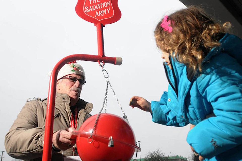 14783243_web1_181214-VMS-a-Salvation-Army-Kettle