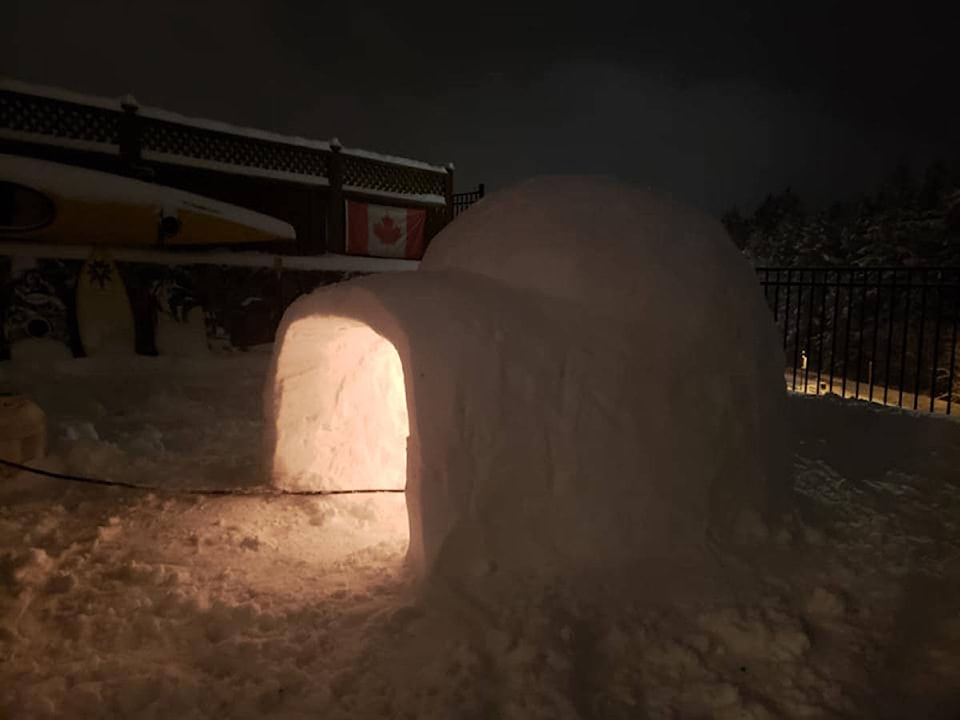 15525701_web1_190212-VNE-Igloo_1