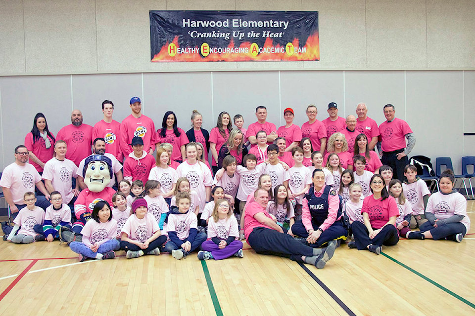 Harwood Elementary students, teachers and sponsors celebrate Pink Shirt Day. (Brieanna Charlebois - Morning Star)