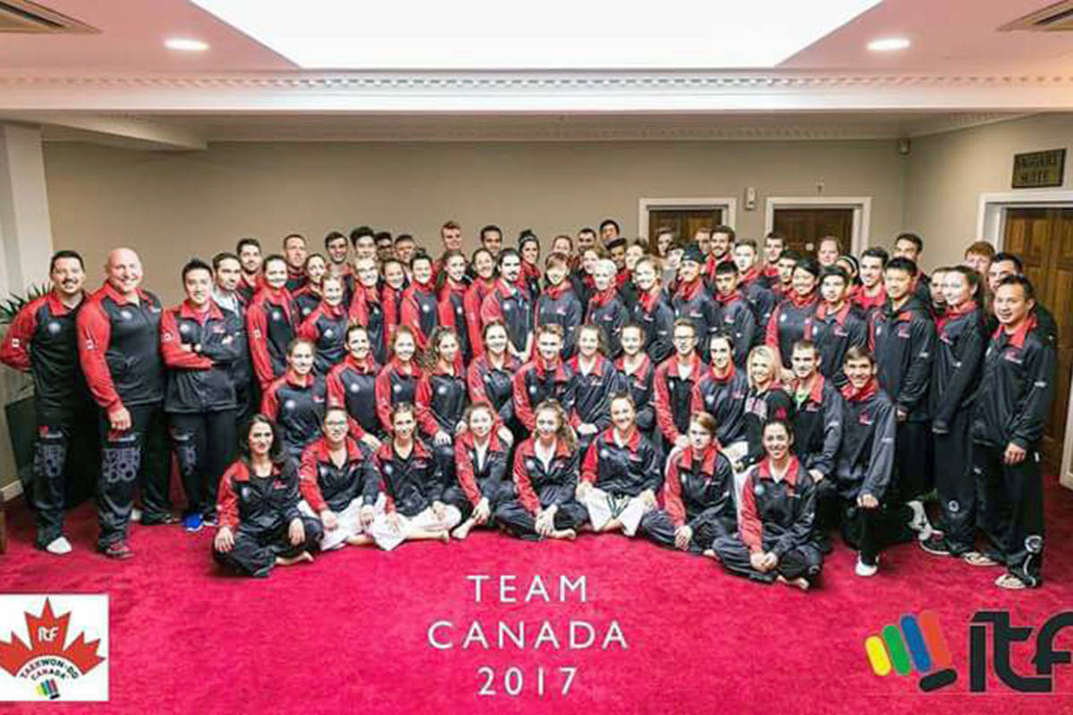 15813023_web1_Team-Canada-Ireland-2017