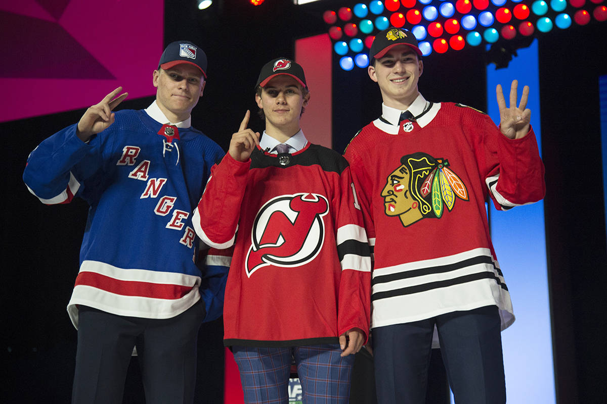 Jack Hughes' first NHL goal the winner against brother Quinn's Canucks